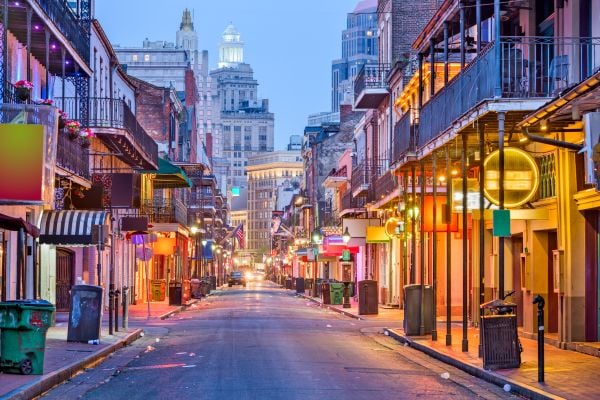 bourbon street new orleans on spring break