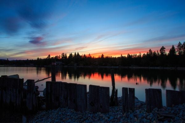 flathead lake one of the most beautiful lakes in the america